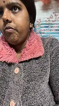 Snapshot of Beauty-queen chatting on February 25, 2025, 9:53 am Beauty-queen online show from February 25, 2025, 9:53 am