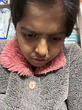 Snapshot of Beauty-queen chatting on February 24, 2025, 10:15 am Beauty-queen online show from February 24, 2025, 10:15 am