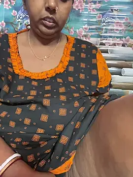 Snapshot of Beauty-queen chatting on March 12, 2025, 3:57 am Beauty-queen online show from March 12, 2025, 3:57 am