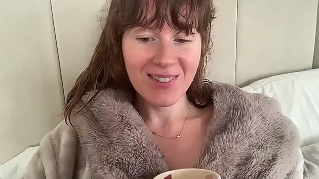 Snapshot of redheadrosie69 chatting on March 11, 2026, 9:58 am redheadrosie69 online show from March 11, 2026, 9:58 am