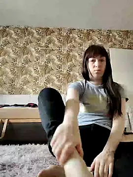 NikaXBerry online show from March 18, 2025, 4:40 am