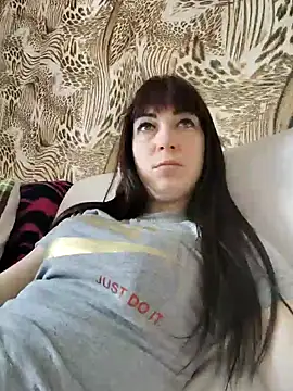 NikaXBerry online show from March 17, 2025, 5:12 am