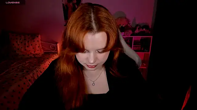  Lisa x online show from October 20, 2025, 2:17 pm