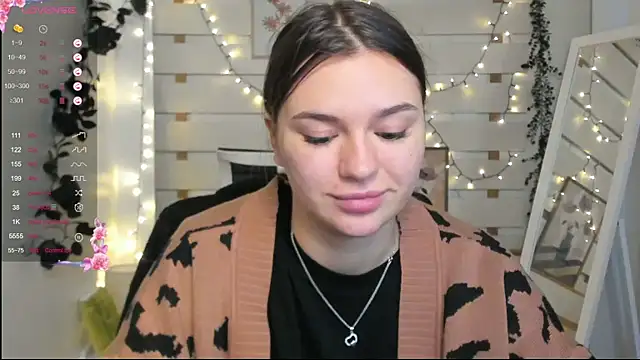 Josephine Kiss online show from January 7, 2026, 1:27 pm