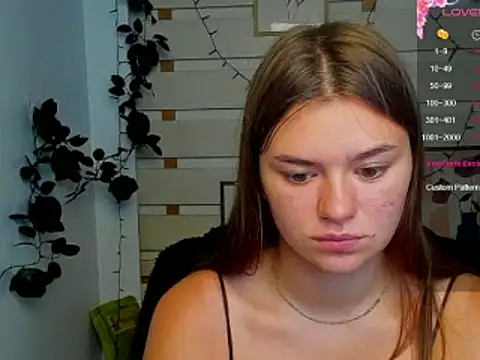 Josephine Kiss online show from July 3, 2026, 10:44 am