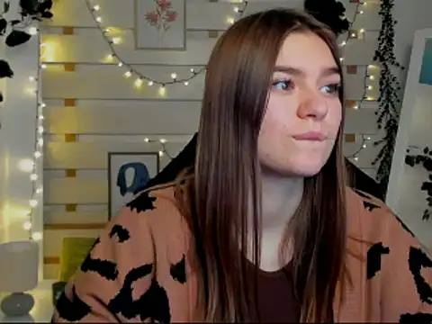 Snapshot of Josephine_Kiss chatting on February 22, 2026, 8:39 am Josephine Kiss online show from February 22, 2026, 8:39 am