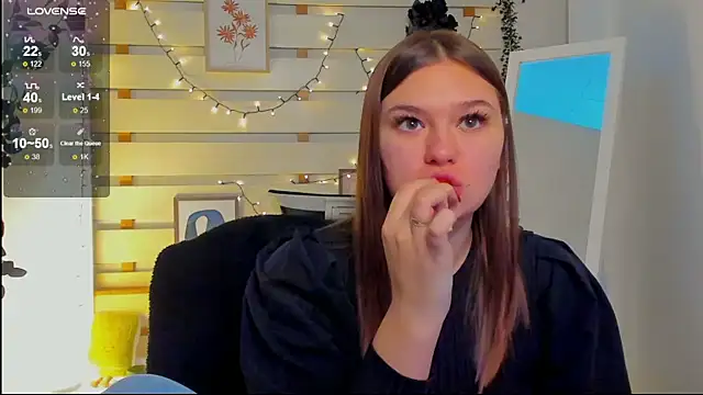 Snapshot of Josephine_Kiss chatting on February 3, 2026, 1:38 pm Josephine Kiss online show from February 3, 2026, 1:38 pm