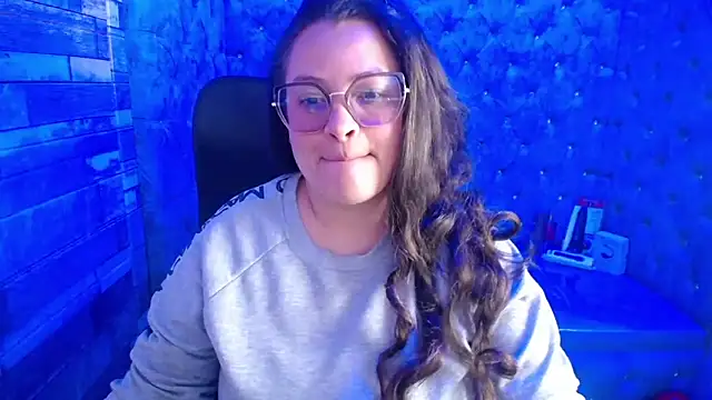 SaraThomso online show from September 18, 2025, 3:31 am