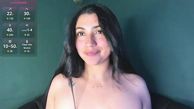 Danna 777  online show from October 22, 2025, 10:19 pm