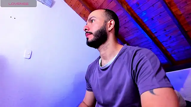 Tom Bailey online show from April 6, 2026, 12:50 pm