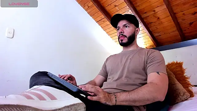 Tom Bailey online show from January 11, 2026, 12:56 pm