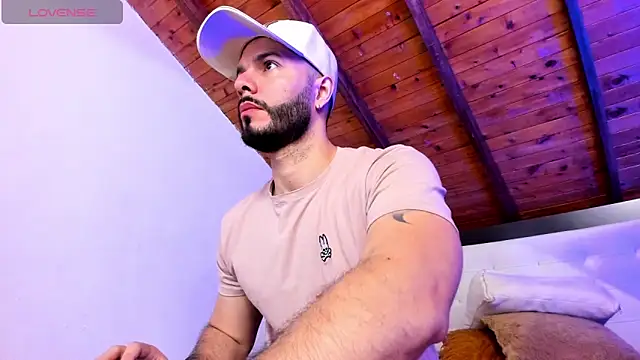 Snapshot of Tom_Bailey chatting on February 14, 2026, 12:49 pm Tom Bailey online show from February 14, 2026, 12:49 pm