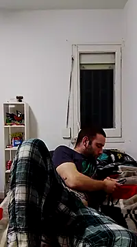 bearguy998 online show from March 11, 2025, 10:09 pm