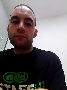 bearguy998 online show from February 8, 2025, 7:27 pm