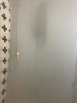 Snapshot of Sweetpasses chatting on October 15, 2025, 10:29 pm Sweetpasses online show from October 15, 2025, 10:29 pm