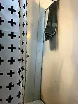 Snapshot of Sweetpasses chatting on October 10, 2025, 10:54 pm Sweetpasses online show from October 10, 2025, 10:54 pm