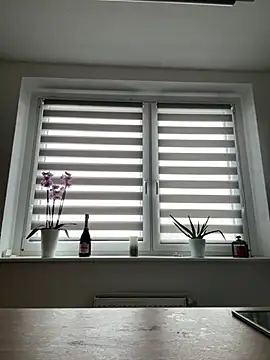 Snapshot of X_JamieLove_X chatting on February 10, 2025, 9:47 am X JamieLove X online show from February 10, 2025, 9:47 am