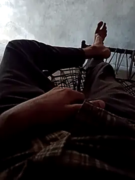 Yasha 14C Creator online show from April 15, 2026, 5:02 am