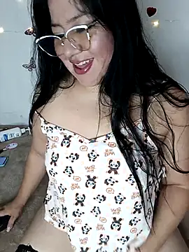 keterinjones--11 online show from February 18, 2026, 6:55 am