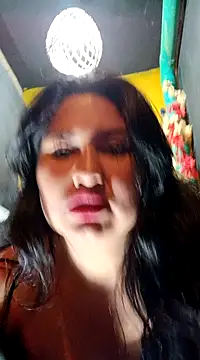 Snapshot of Marcela87 chatting on February 13, 2025, 1:40 am Marcela87 online show from February 13, 2025, 1:40 am