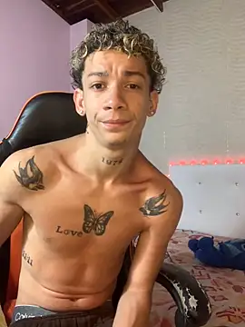 mateodeamjo online show from November 12, 2025, 8:40 am