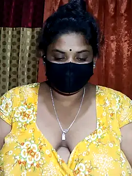 Snapshot of Dusto_Meye chatting on March 5, 2025, 8:32 pm Dusto Meye online show from March 5, 2025, 8:32 pm