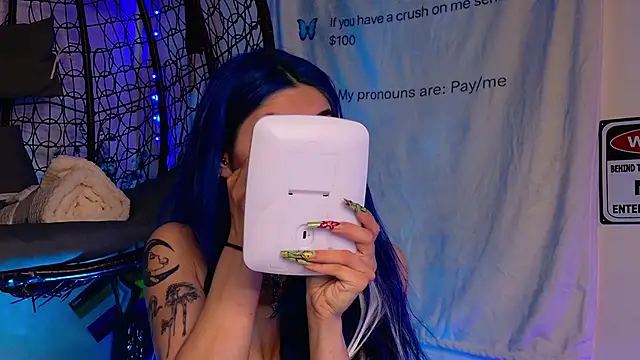 AriaVoss online show from April 11, 2026, 9:18 pm