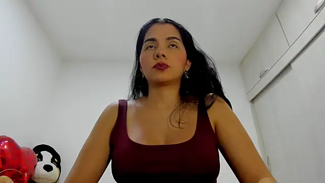 Amelia Debora Antonella online show from May 27, 2026, 3:41 pm