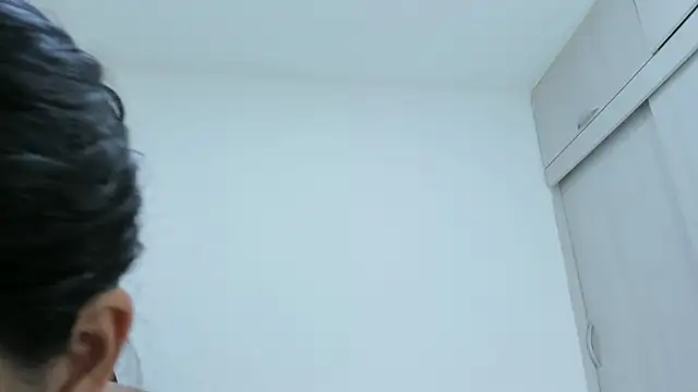 Snapshot of Amelia_Debora_Antonella chatting on February 13, 2026, 1:33 pm Amelia Debora Antonella online show from February 13, 2026, 1:33 pm