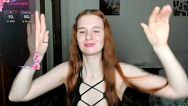 Snapshot of EmilySoul chatting on March 3, 2025, 12:01 am EmilySoul online show from March 3, 2025, 12:01 am