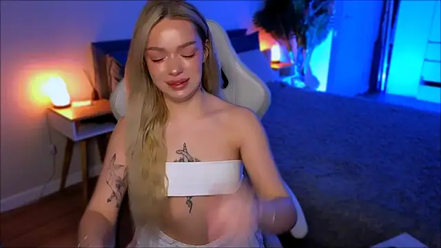 Lily Yin online show from February 7, 2026, 5:04 am