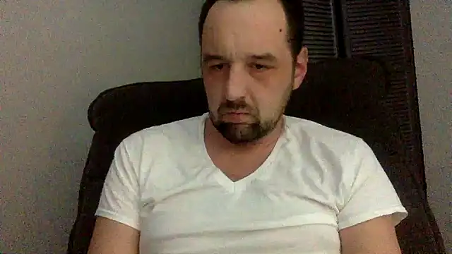Kink Master Daddy online show from May 5, 2026, 2:36 am