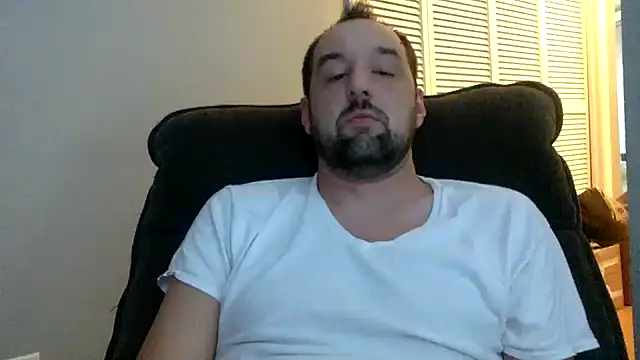 Snapshot of Kink_Master_Daddy chatting on October 23, 2025, 2:21 am Kink Master Daddy online show from October 23, 2025, 2:21 am