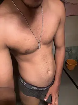 freecallboi online show from May 7, 2026, 2:42 pm