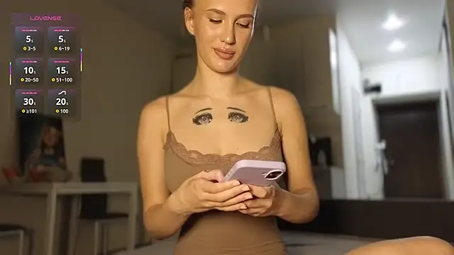 Snapshot of lluna_drug chatting on September 13, 2025, 6:19 pm lluna drug online show from September 13, 2025, 6:19 pm