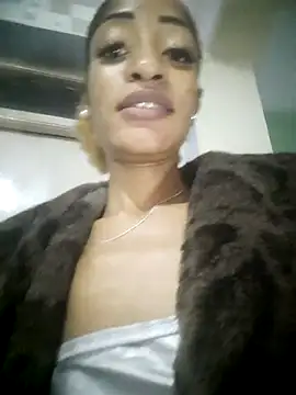GoddessVee online show from September 14, 2025, 9:04 pm
