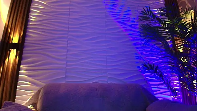 kimberly Gonzalez1 online show from October 30, 2025, 8:39 pm