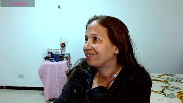 Snapshot of CaroMasha chatting on June 18, 2026, 3:06 pm CaroMasha online show from June 18, 2026, 3:06 pm