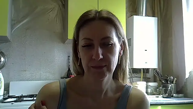 AshleyXHoney online show from March 18, 2026, 8:06 am