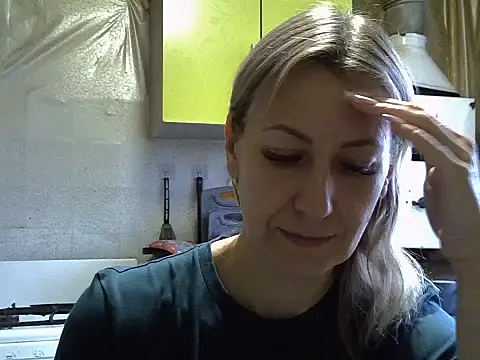 AshleyXHoney online show from October 22, 2025, 7:08 am