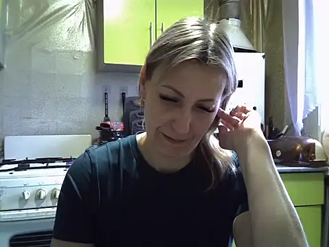 AshleyXHoney online show from November 7, 2025, 7:02 am