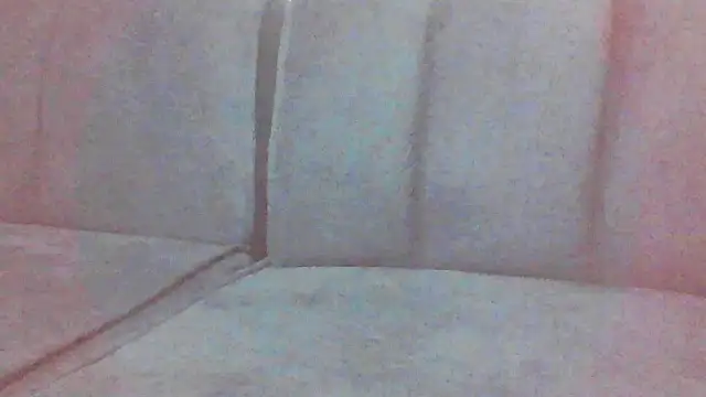 julietunderwoood online show from April 5, 2026, 7:31 pm