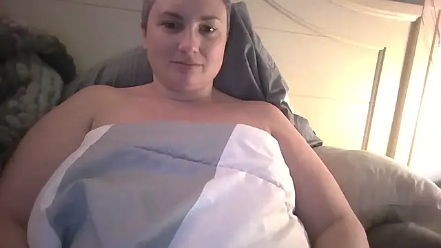MilfyMrsRobinson online show from August 1, 2026, 1:47 am