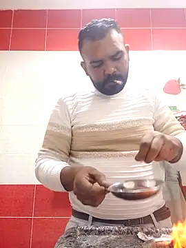 ListedLoin online show from February 24, 2025, 2:37 pm