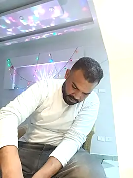 ListedLoin online show from March 9, 2025, 10:30 am