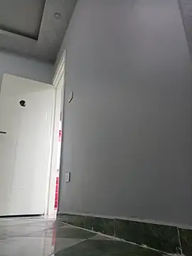 ListedLoin online show from February 19, 2025, 3:05 pm