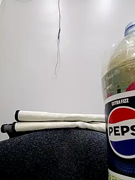 ListedLoin online show from February 20, 2025, 5:30 pm