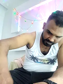 ListedLoin online show from March 17, 2025, 6:42 pm