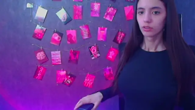 Aishell  online show from April 27, 2026, 11:19 am