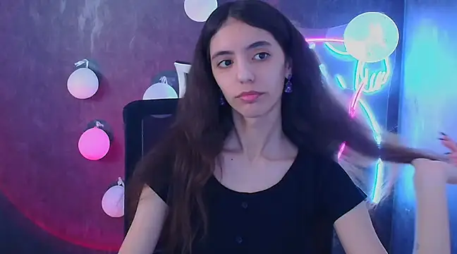 Snapshot of Aishell_ chatting on March 15, 2025, 12:34 pm Aishell online show from March 15, 2025, 12:34 pm